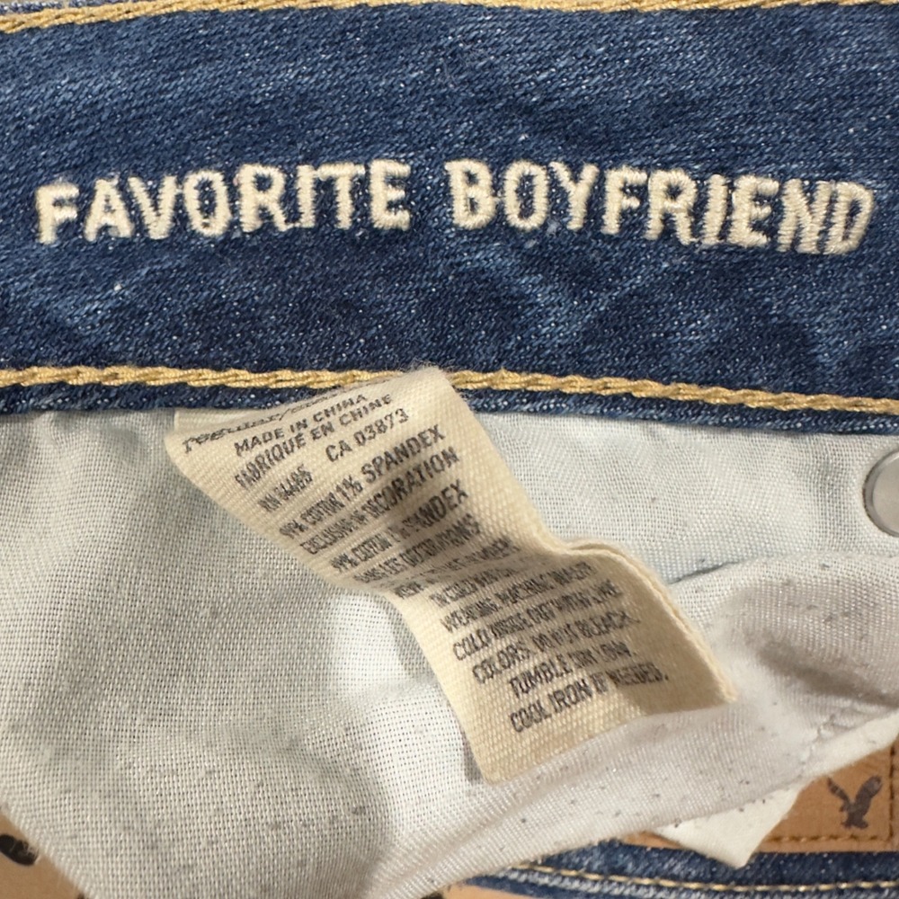 American Eagle Favorite Boyfriend Jeans Womens 8 Medium Wash Stretch Bootcut - Picture 3 of 7